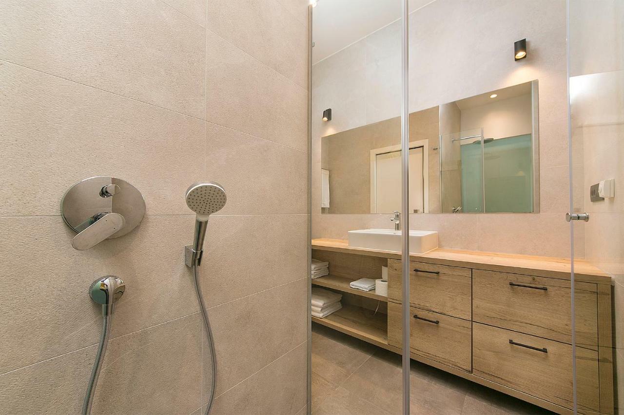 Apartments Juric Brela Ngoại thất bức ảnh